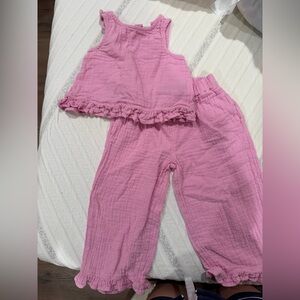 Gap kids Pink Ruffled Two-Piece Set